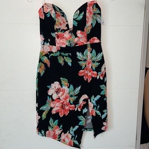 TRAC dress size small